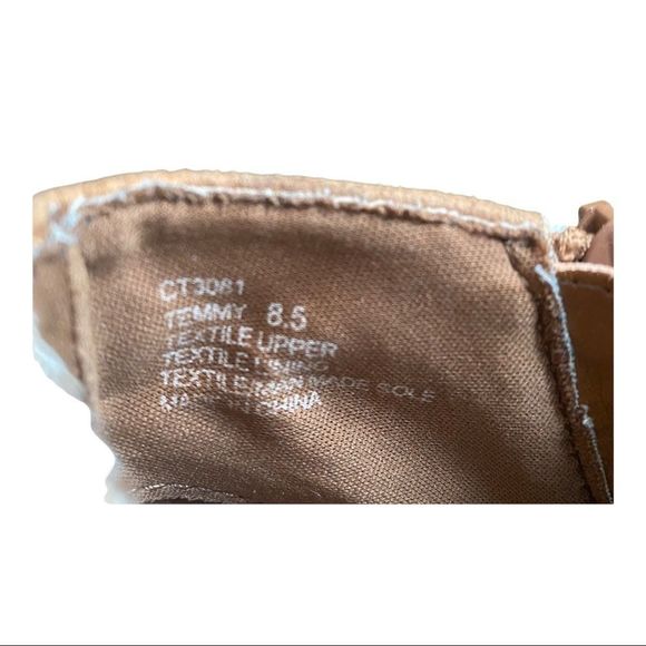 Francesca’s tan ankle bootie size 8.5 GUC - Picture 8 of 8